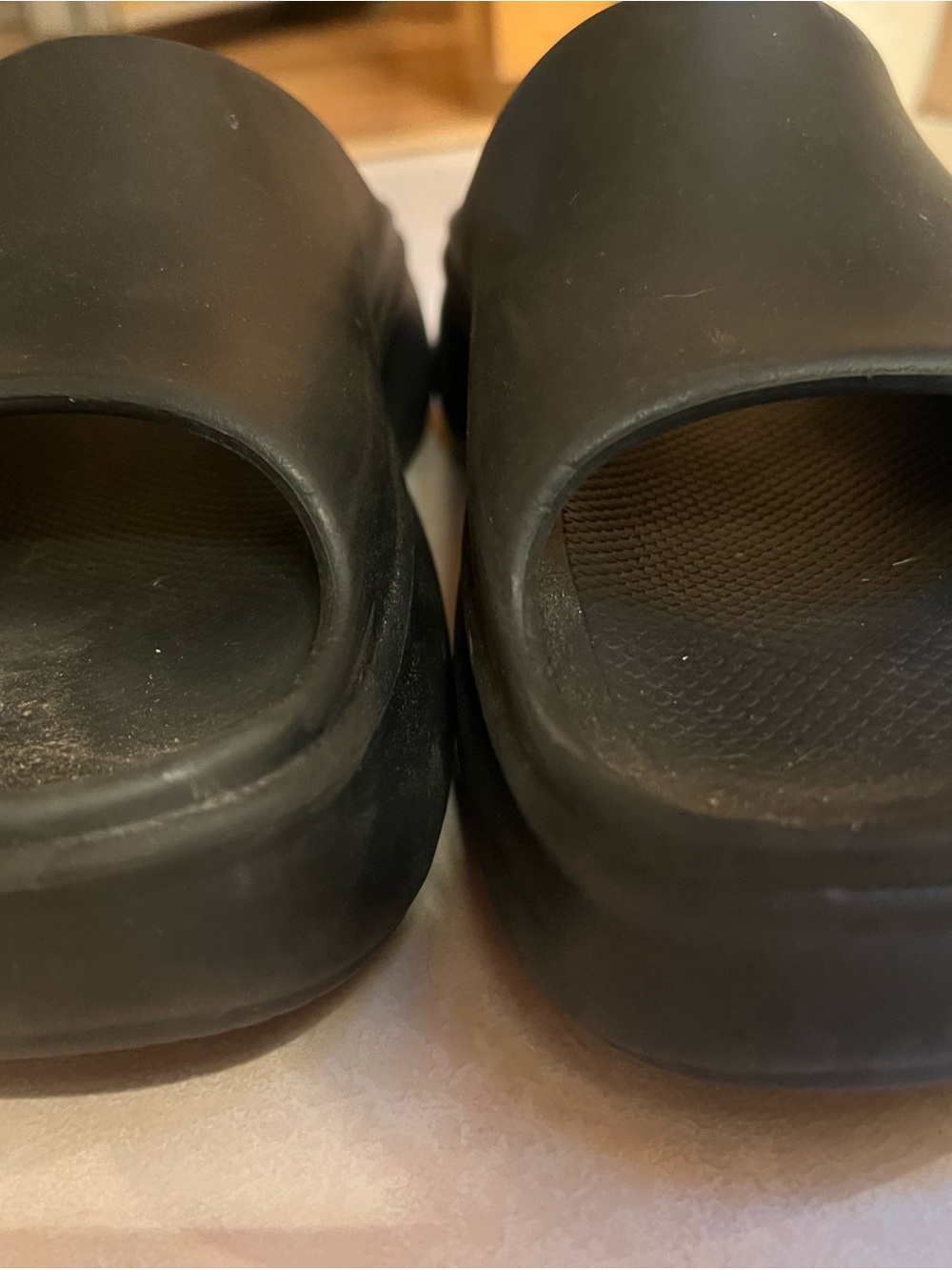 CALIA Black Slip-On Foam Clogs - Minimal Slide Sandals~ Size: 9 - Picture 3 of 8